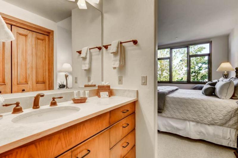 Highlands Lodge 301 By East West Hospitality Beaver Creek Bagian luar foto
